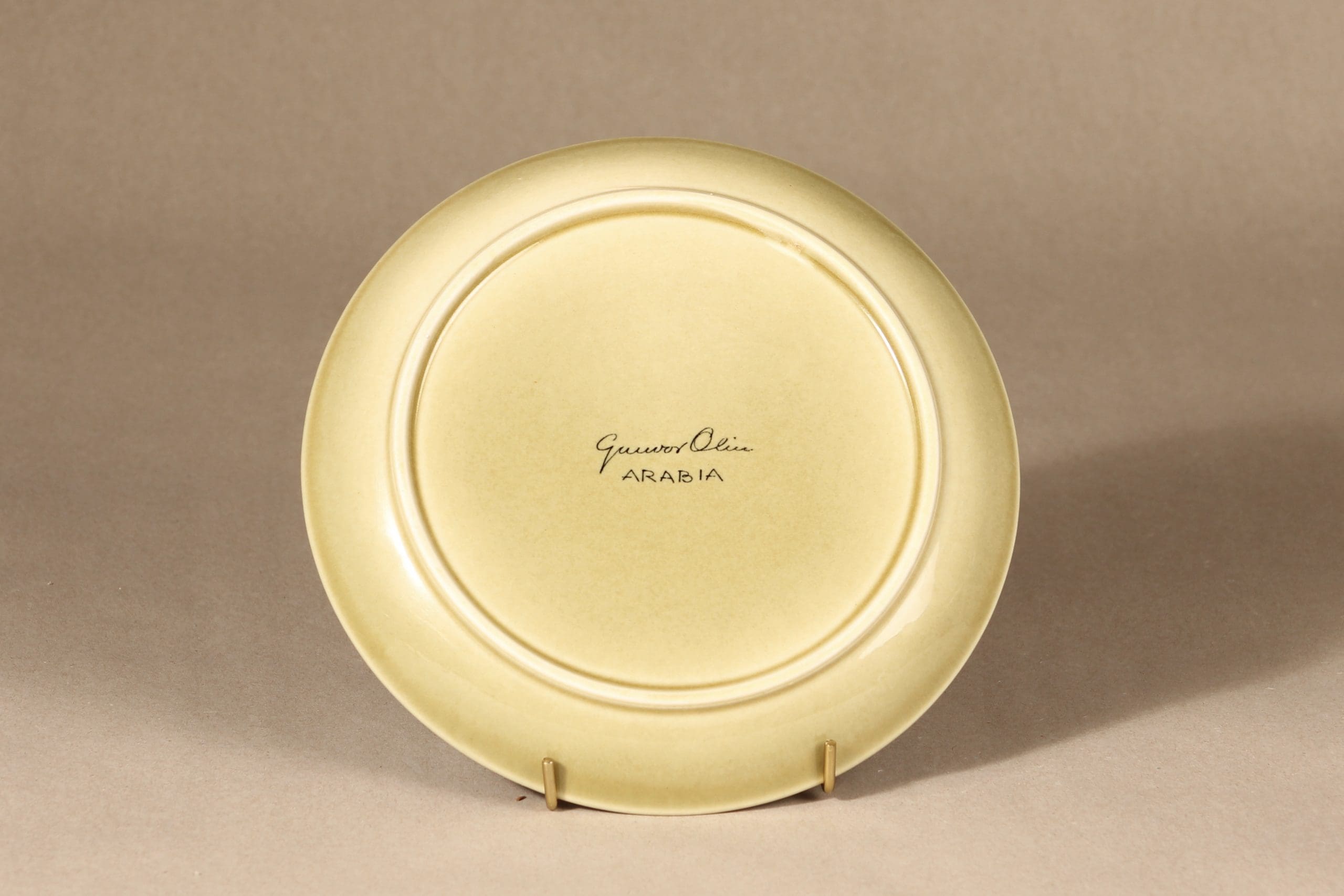 Arabia AR plate, hand-painted 2