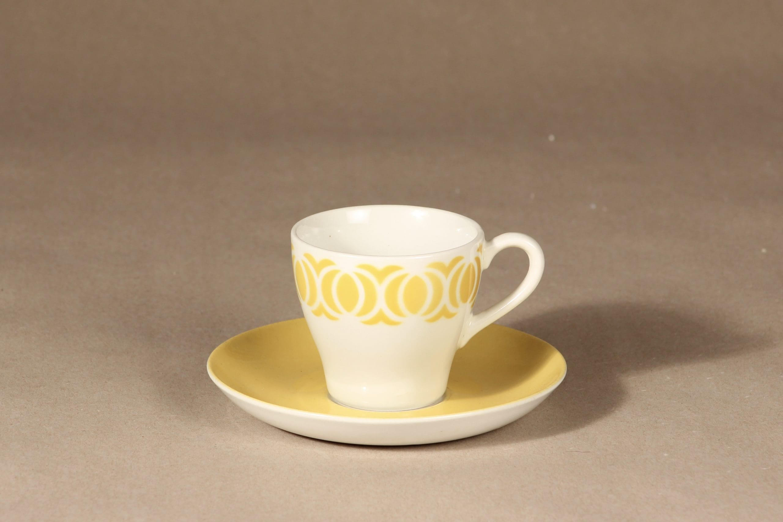 Arabia EC coffee cup, yellow, blow decorative