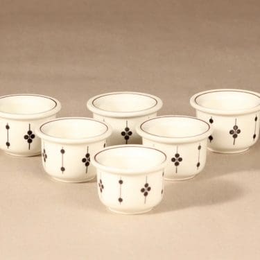 Arabia Kartano munakuppi, 6 kpl, 6 kpl, suunnittelija Esteri Tomula, 6 kpl, serikuva, päällemaalattu