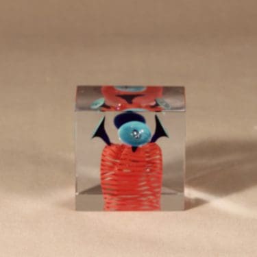 Nuutajärvi vuosikuutio erikoiskuutio, signeerattu, numeroitu, suunnittelija Oiva Toikka, signeerattu, numeroitu, erikoiskuutio