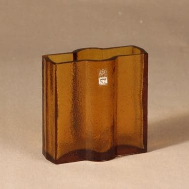 Riihimäen lasi Railo maljakko, ruskea, suunnittelija Nanny Still,