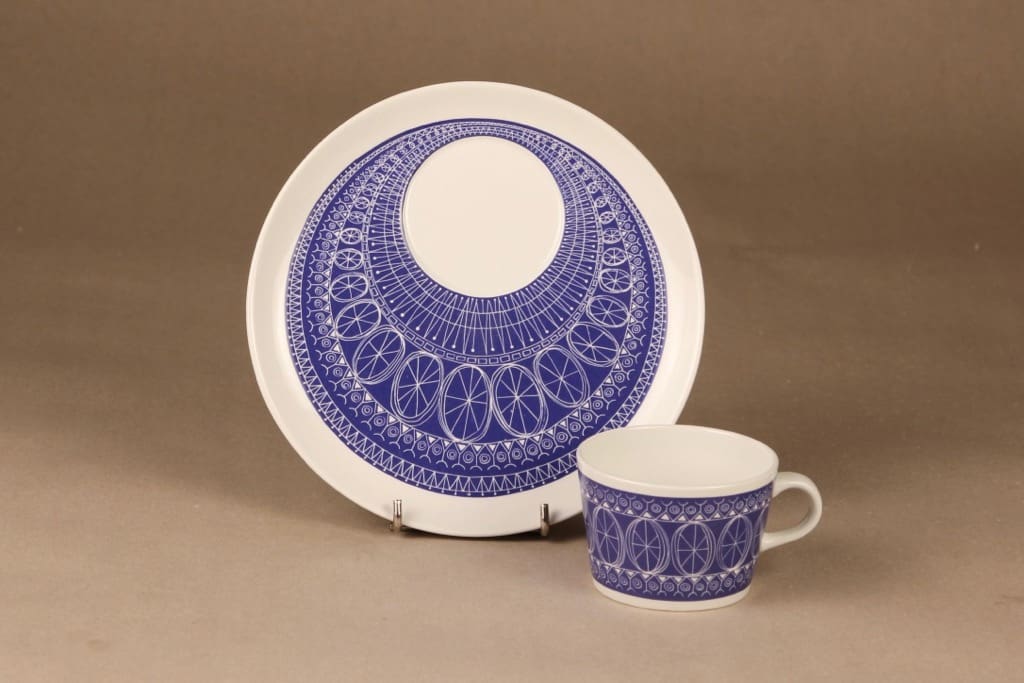 Arabia Susan kuppi ja erikoislautanen, TV-setti, suunnittelija Gunvor Olin-Grönqvist, TV-setti, serikuva kuva 2