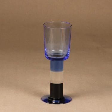 Nuutajärvi Lampi viinipokaali, suunnittelija Kerttu Nurminen, signeerattu