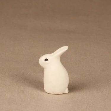 Arabia figuuri, tyttöpupu, suunnittelija Heljä Liukko-Sundström, tyttöpupu