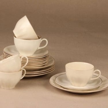Arabia OZ coffee cup and plates, 5 pcs designer Kaj Franck 