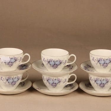 Arabia Raija coffee cup and plate designer Raija Uosikkinen