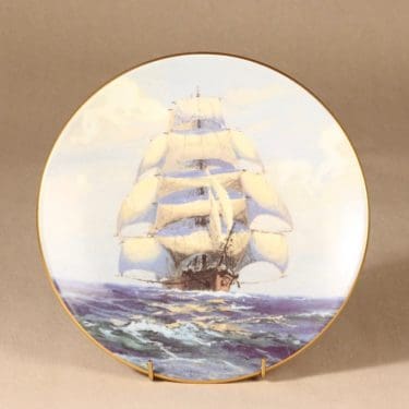 Arabia Merilinja seinälautanen, Purjealus 1926, suunnittelija Adolf Bock, Purjealus 1926, Laiva-aihe