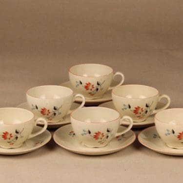 Arabia kahhvikuppi, 6 kpl, suunnittelija , kukkakuvio