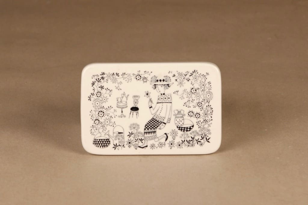 Arabia Emilia rasia, kannellinen, suunnittelija Raija Uosikkinen, kannellinen, kuparipainokoriste kuva 2