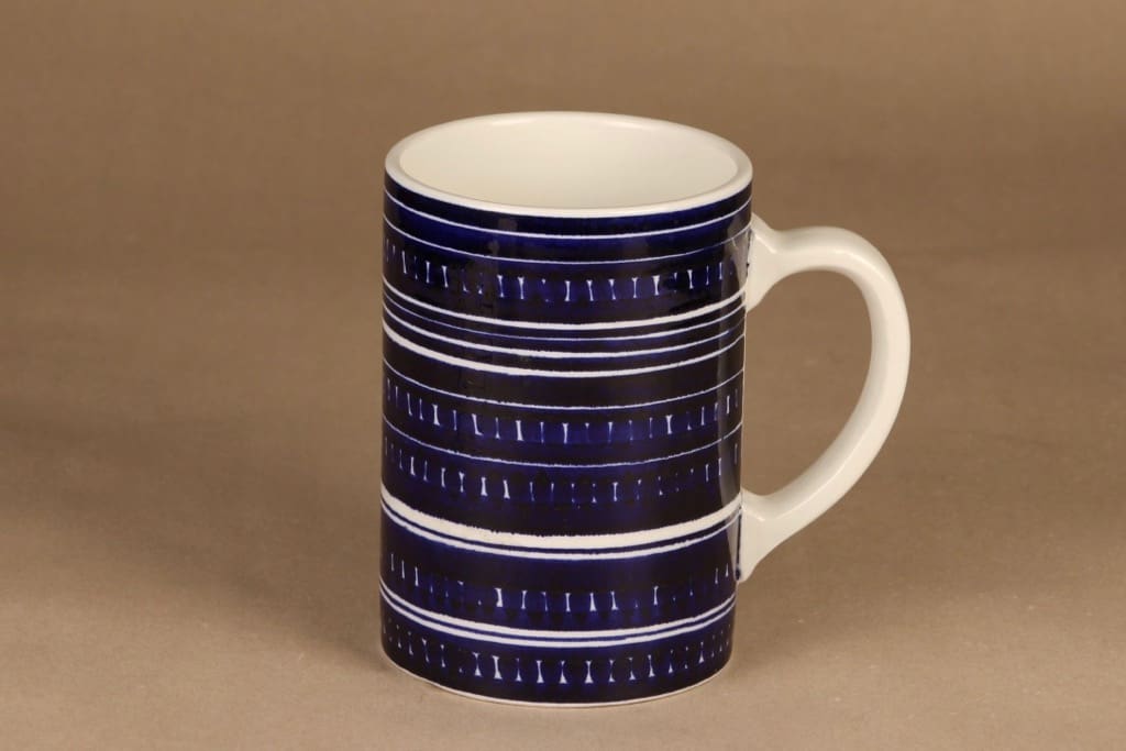 Arabia GO 4 hand-painted mug designer Gunvor Olin-Grönqvist