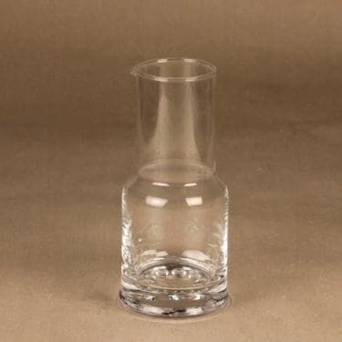 Iittala Helminauha pitcher designer Timo Sarpaneva