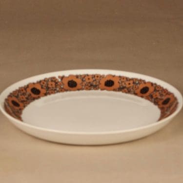 Arabia Suhina serving plate designer Raija Uosikkinen