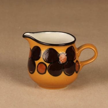 Arabia Kalevala kermakko, käsinmaalattu, suunnittelija Anja Jaatinen-Winquist, käsinmaalattu