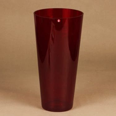 Iittala Kartio vase, ruby designer Kaj Franck