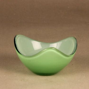 Riihimäen lasi T/400 taide-esine, signeerattu, suunnittelija Helena Tynell, signeerattu