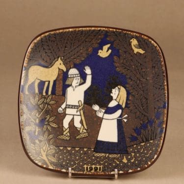 Arabia Kalevala vuosilautanen, 1991, suunnittelija Raija Uosikkinen, 1991, serikuva