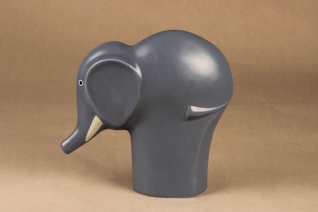 Arabia Runfree Norsu, Selma, suunnittelija Howard Smith, Selma, elefantti, Selma, värilasite