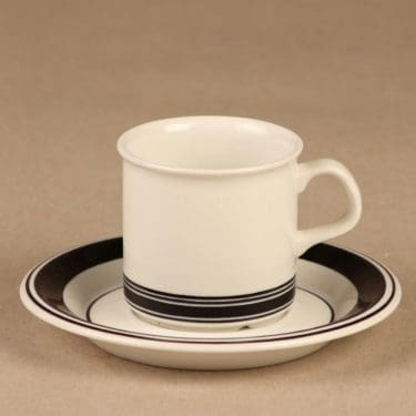 Arabia Faenza raita espressokuppi, mustaraita, suunnittelija Inkeri Seppälä, mustaraita, serikuva, raitakoriste