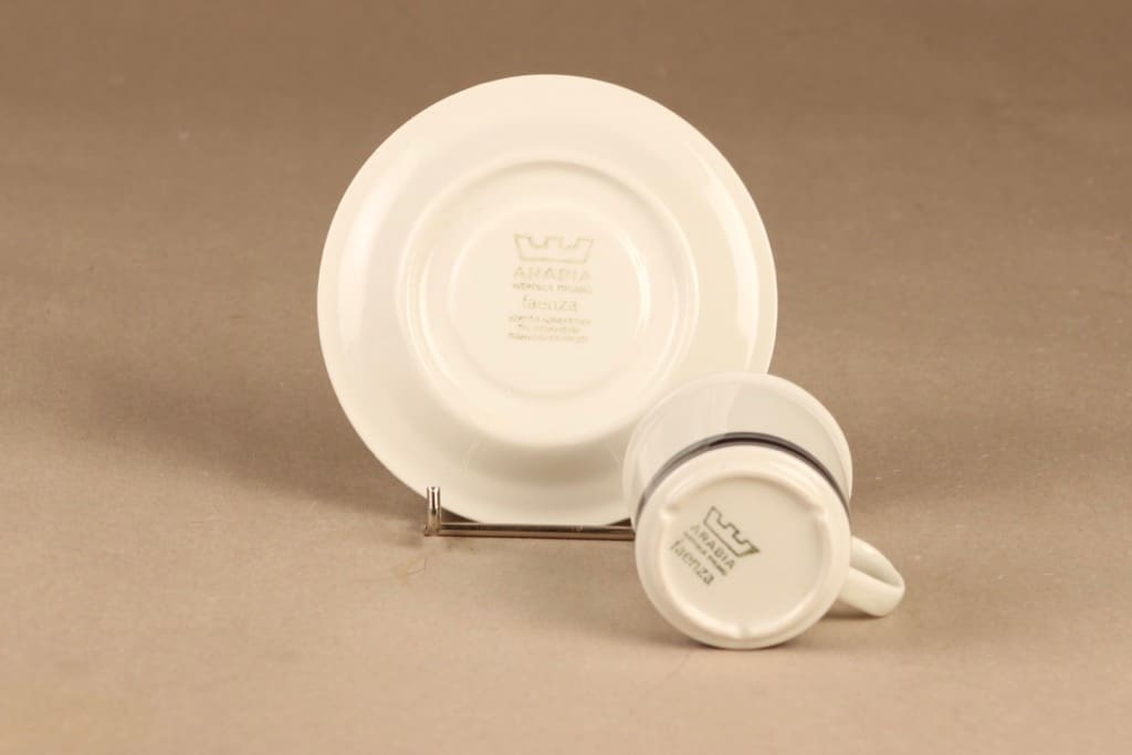 Arabia Faenza stripe espresso cup designer Inkeri Seppälä 3