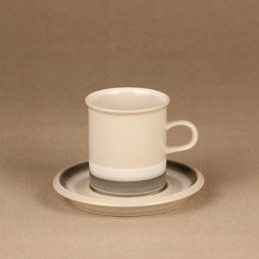 Arabia Salla coffee cup designer Raija Uosikkinen