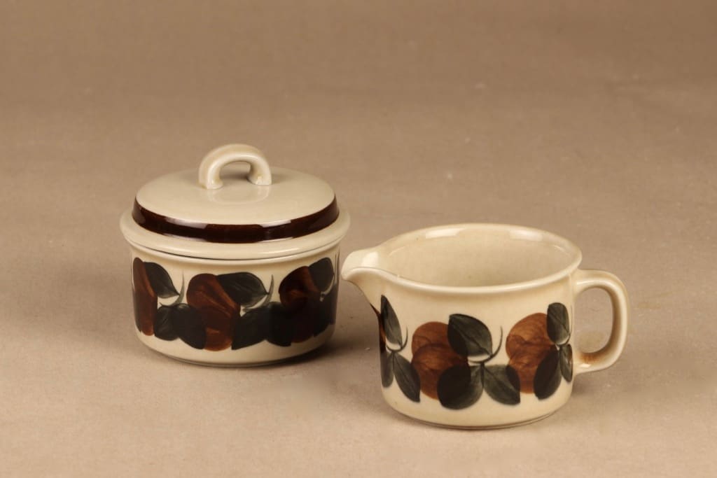 Arabia Ruija sokerikko ja kermakko suunnittelija Raija Uosikkinen