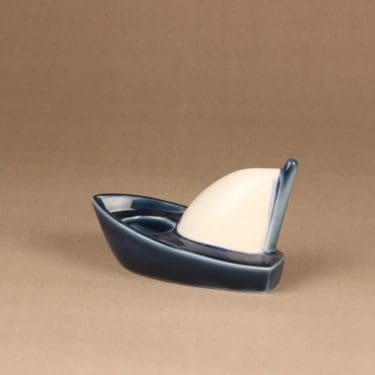 Arabia HLS tuikkuvene, sinivalkoinen, suunnittelija Heljä Liukko-Sundström, kynttilänjalka, vene