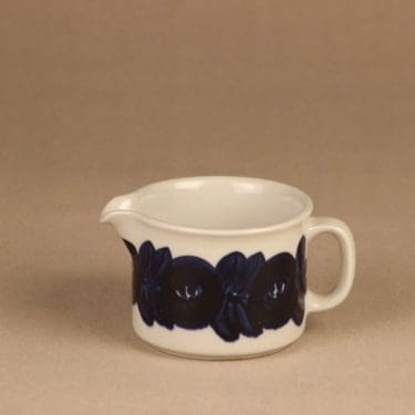 Arabia Anemone kermakko, käsinmaalattu, suunnittelija Ulla Procope, käsinmaalattu, käsinmaalattu