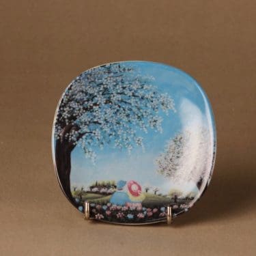 Arabia Kevättunnelmia seinälautanen, suunnittelija Anita Rantanen-Siemers, serikuva