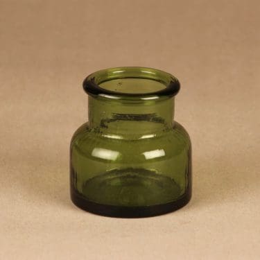 Riihimäen lasi Neptuna purkki, vihreä, suunnittelija Nanny Still,