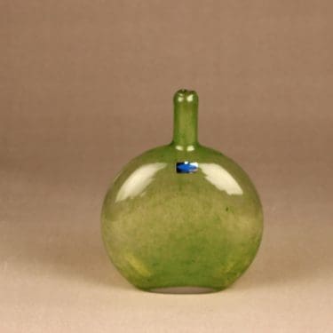 Nuutajärvi Mansikkapaikka koristepullo, signeerattu, suunnittelija Oiva Toikka, signeerattu