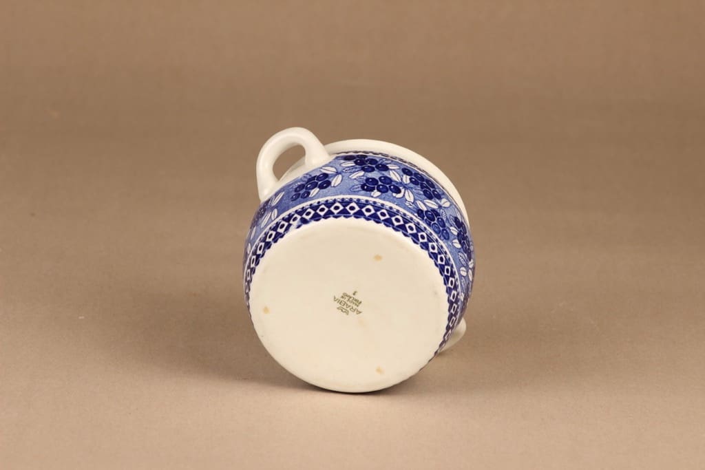 Arabia Cowberry butter pot designer Raija Uosikkinen 3