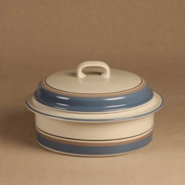 Arabia Uhtua vuoka, kannellinen, suunnittelija Inkeri Leivo, kannellinen, raitakoriste, pyöreä