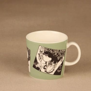 Arabia Muumi muumimuki, sarjakuvamuki, suunnittelija Tove Slotte-Elevant, sarjakuvamuki, serikuva, muumi, 3 dl