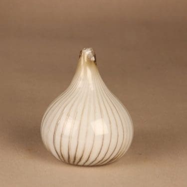 Nuutajärvi taidelasi, Sipuli, suunnittelija Oiva Toikka, Sipuli, signeerattu