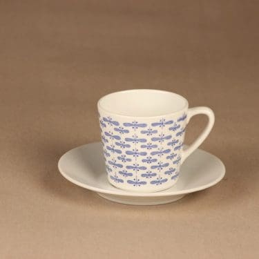 Arabia Perho coffee cup designer Raija Uosikkinen