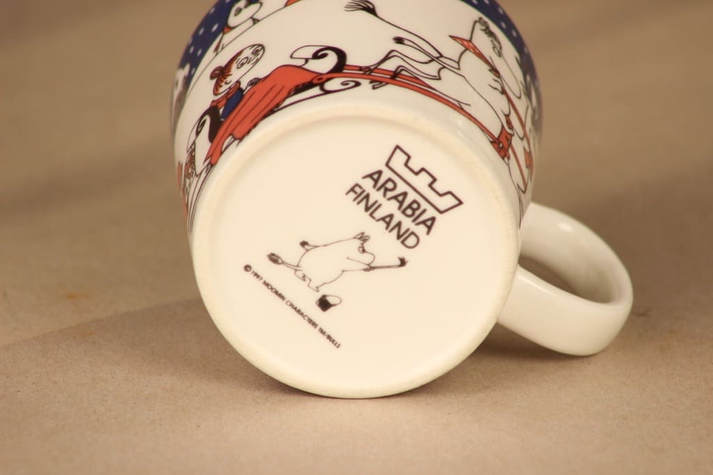 Arabia Muumi Joulutervehdys, muki, suunnittelija Tove Slotte-Elevant, muki, muumimuki, joulu kuva 4