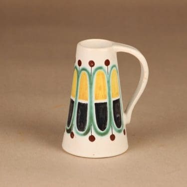 Kupittaan savi maljakko, käsinmaalattu, suunnittelija Gudrun Raunio, käsinmaalattu, signeerattu