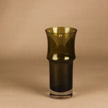 Riihimäen lasi maljakko, oliivinvihreä, suunnittelija Tamara Aladin,