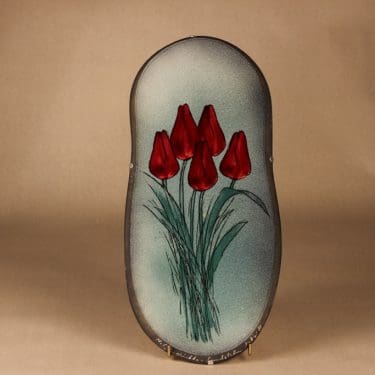 Arabia seinälaatta, Punaiset Tulppaanit, suunnittelija Heljä Liukko-Sundström, Punaiset Tulppaanit, serikuva, kukka, tulppaani