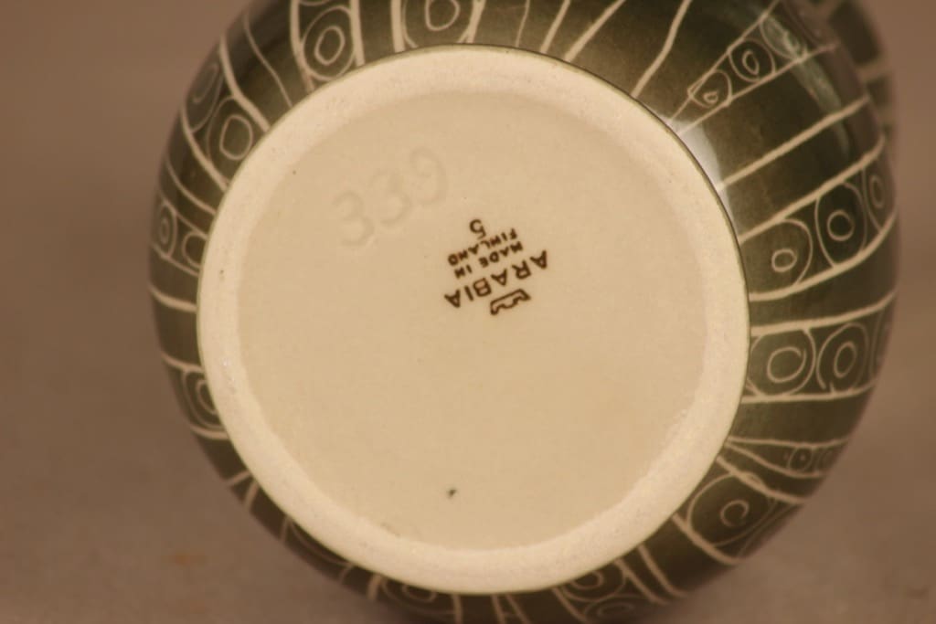 Arabia Siena maljakko, käsinraaputettu, suunnittelija Raija Uosikkinen, käsinraaputettu kuva 2