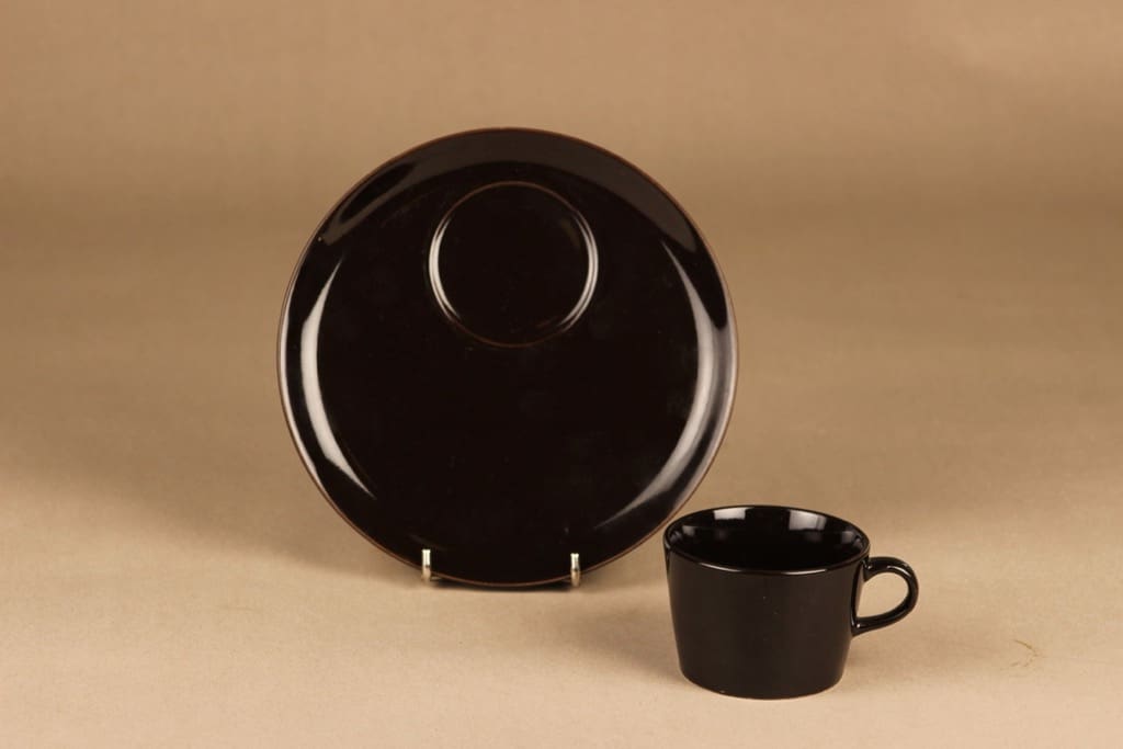 Arabia Kilta kahvikuppi ja erikoislautanen, TV-setti, suunnittelija Kaj Franck, TV-setti kuva 2