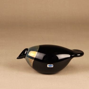 Nuutajärvi lintu , Varis, suunnittelija Oiva Toikka, Varis, signeerattu