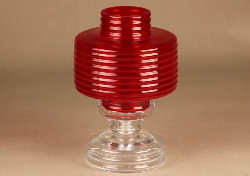 Riihimäen lasi Apollo kynttilälyhty, punainen, suunnittelija Nanny Still, Kaksi-osainen
