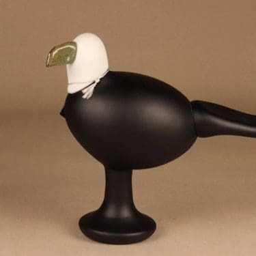 Nuutajärvi lintu , Kotka, suunnittelija Oiva Toikka, Kotka, signeerattu