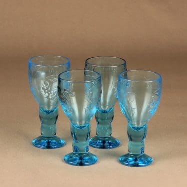 Humppilan Lasi Tutti Frutti viinilasi suunnittelija Nanny Still,