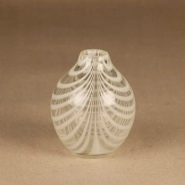 Kumela maljakko, signeerattu, suunnittelija Maija Carlson, signeerattu