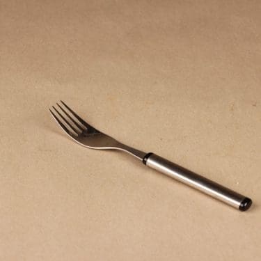 Hackman Elegia haarukka, kirkas, musta, suunnittelija Ahti Majuri,