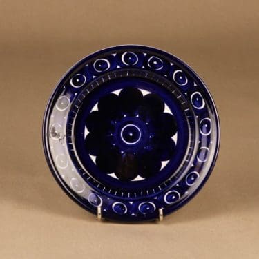 Arabia Valencia leivoslautanen, käsinmaalattu, suunnittelija Ulla Procope, käsinmaalattu, signeerattu