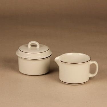 Arabia Fennica sokerikko ja kermakko, valkoinen, ruskea, suunnittelija Richard Lindh, raitakoriste