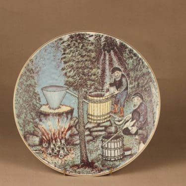 Arabia Alariesto vuosilautanen, 1981, suunnittelija Andreas Alariesto, 1981